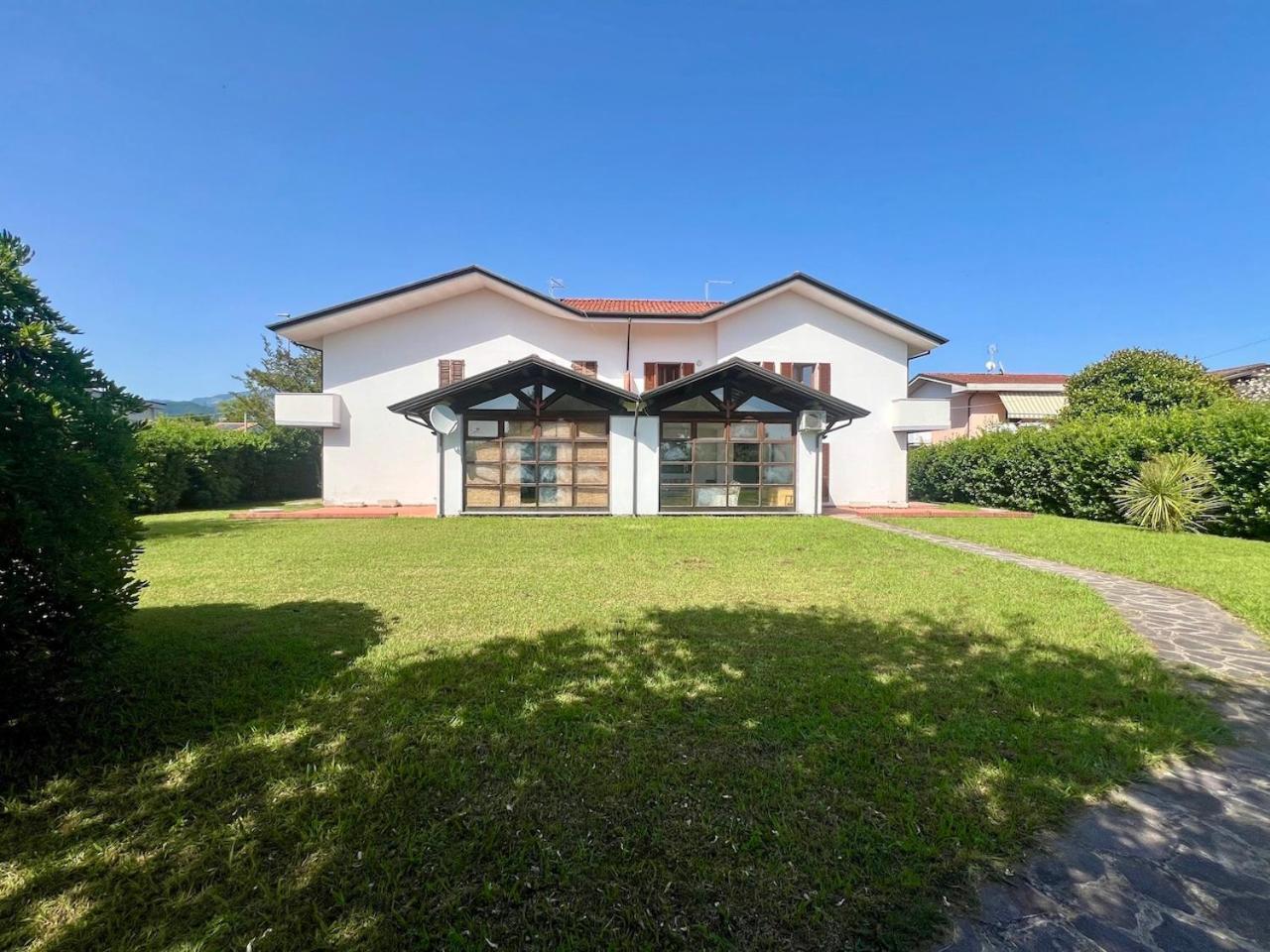 Villino Cocca Villa Marina di Massa Exterior photo